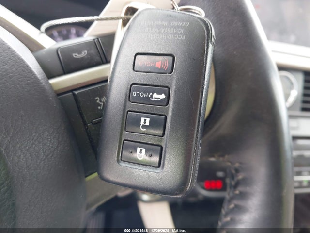 Продажа на аукционе авто 2021 Lexus Rx 350, vin: 2T2JZMAA3MC217591, номер лота: 44031946