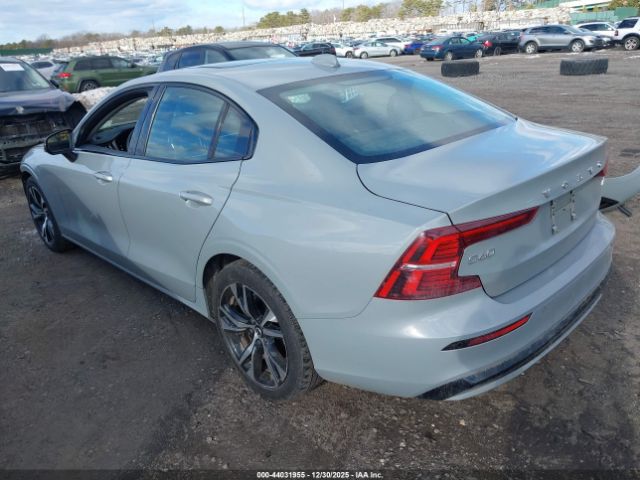 2024 VOLVO S60 7JRL12FK8RG323930 Photo 2