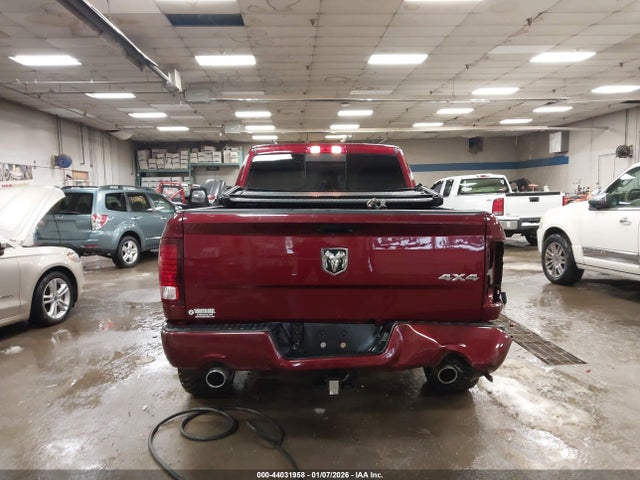 44031958 :رقم المزاد ، 1C6RR7HT2JS217051 vin ، 2018 Ram 1500 Sport  4x4 6'4 Box مزاد بيع