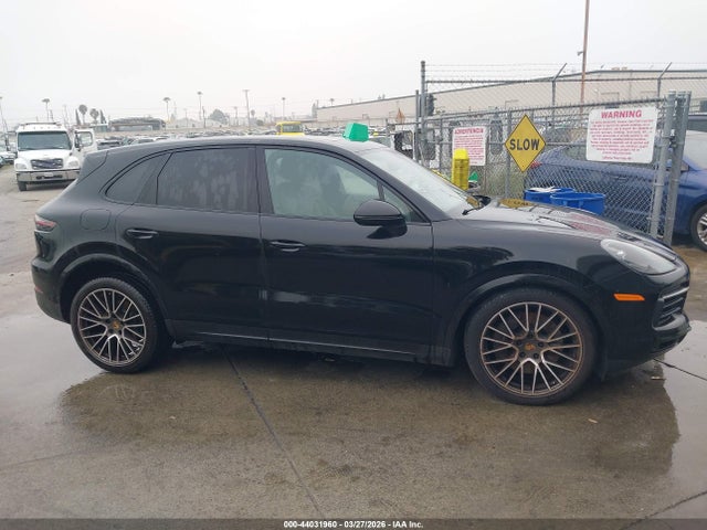 WP1AA2AY0PDA08795 Porsche Cayenne Platinum Edition