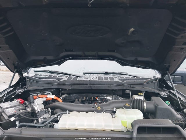 1FTFW5LDXRFB84023 Ford F-150 Lariat