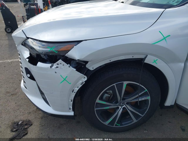 44031992 :رقم المزاد ، 2T2BAMCA5SC101900 vin ، 2025 Lexus Rx 350 Premium مزاد بيع