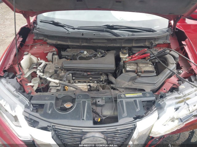 44032113 :رقم المزاد ، 5N1AT2MTXHC828588 vin ، 2017 Nissan Rogue Sl مزاد بيع