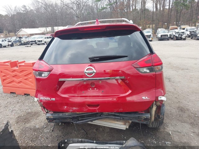 44032113 :رقم المزاد ، 5N1AT2MTXHC828588 vin ، 2017 Nissan Rogue Sl مزاد بيع
