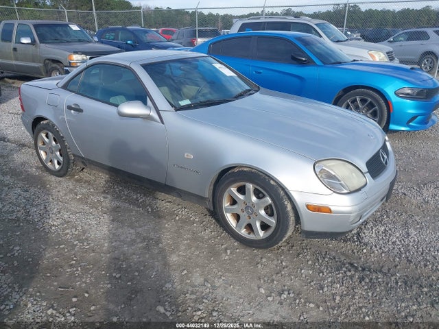 1999 MERCEDES-BENZ SLK 230 WDBKK47F2XF103205