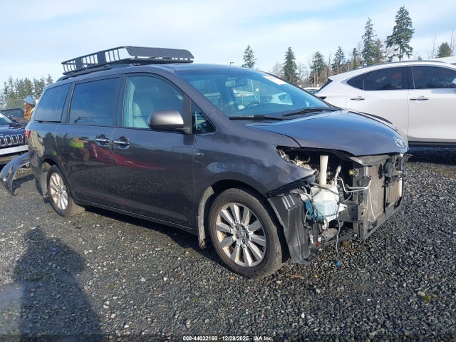 Toyota Sienna Xle 7 Passenger 2017 5TDDZ3DC5HS167539 главное изображение