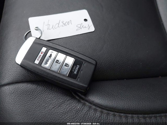 44032180 :رقم المزاد ، 5FRYD4H52HB020079 vin ، 2017 Acura Mdx Technology Package مزاد بيع