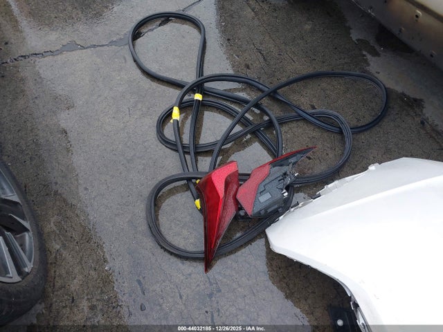 Lexus UX 200 2020 JTHX3JBH4L2031550 Image 18