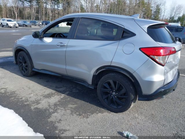 2022 HONDA HR-V 3CZRU6H19NM721637 Photo 2
