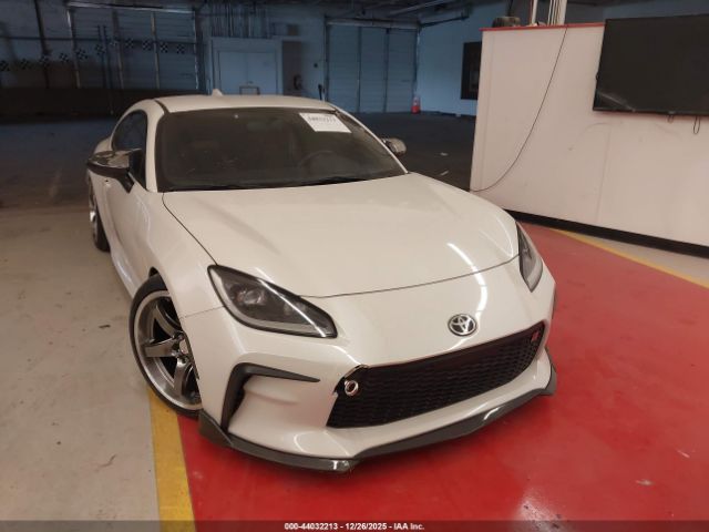 2024 TOYOTA GR86 JF1ZNBB10R9754752 Photo 5