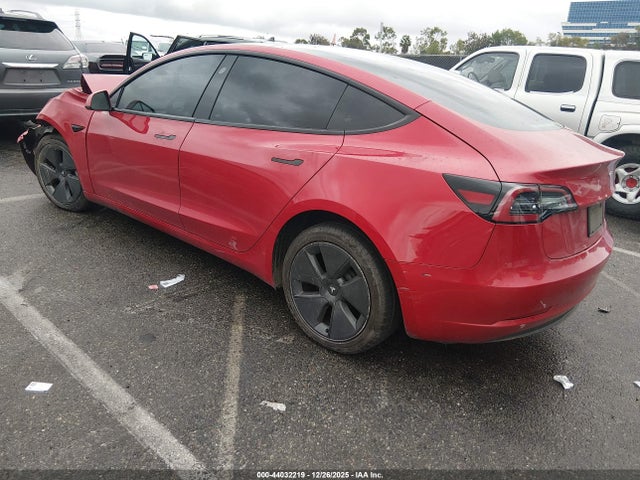 2023 TESLA MODEL 3 5YJ3E1EA8PF577828 Photo 2