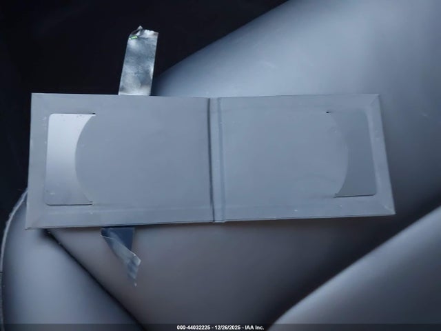Продажа на аукционе авто 2018 Tesla Model 3 Long Range/mid Range, vin: 5YJ3E1EA3JF061092, номер лота: 44032225