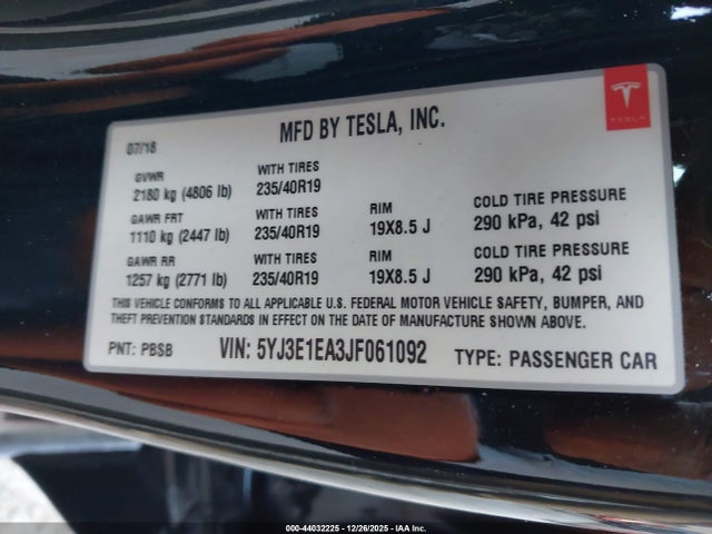 Продажа на аукционе авто 2018 Tesla Model 3 Long Range/mid Range, vin: 5YJ3E1EA3JF061092, номер лота: 44032225