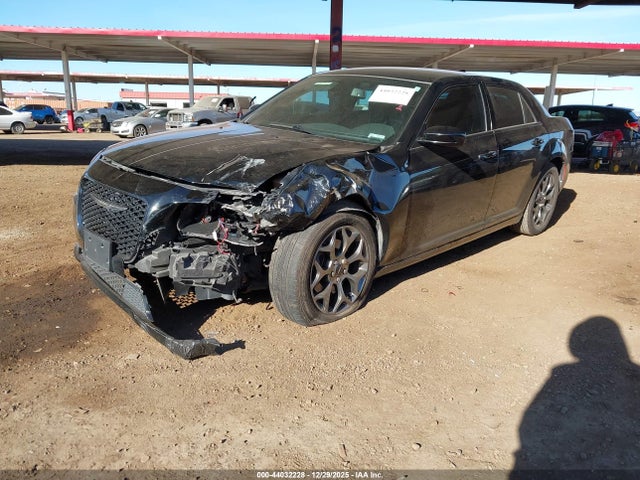 Продаж на аукціоні авто 2017 Chrysler 300 300s Awd, vin: 2C3CCAGG7HH582767, номер лоту: 44032228