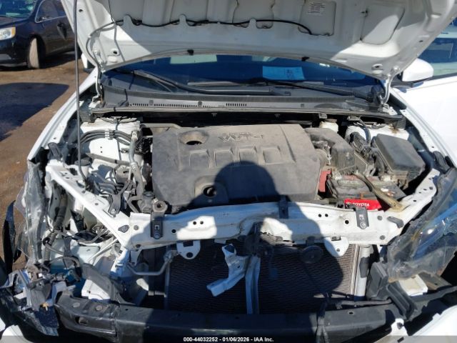 2019 TOYOTA COROLLA 2T1BURHE4KC143026 Photo 9