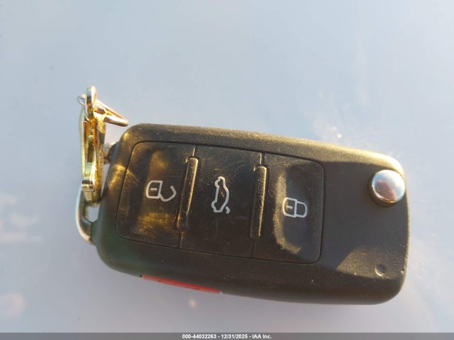 Продажа на аукционе авто 2017 Volkswagen Passat 1.8t Se, vin: 1VWBT7A30HC031516, номер лота: 44032263
