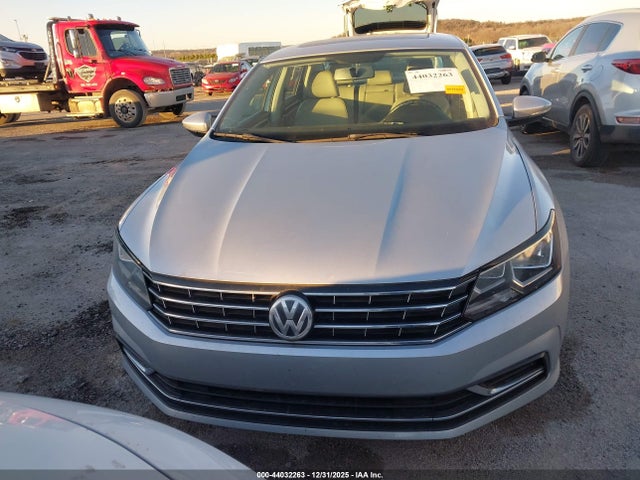 Продажа на аукционе авто 2017 Volkswagen Passat 1.8t Se, vin: 1VWBT7A30HC031516, номер лота: 44032263
