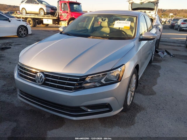 Продажа на аукционе авто 2017 Volkswagen Passat 1.8t Se, vin: 1VWBT7A30HC031516, номер лота: 44032263