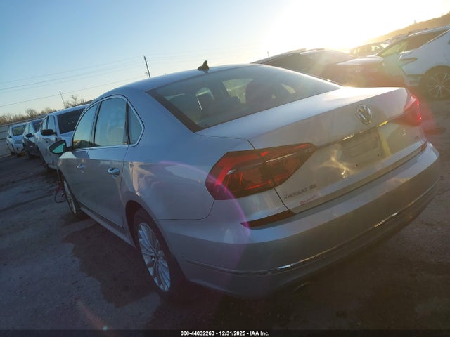 Продажа на аукционе авто 2017 Volkswagen Passat 1.8t Se, vin: 1VWBT7A30HC031516, номер лота: 44032263