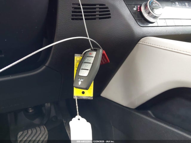 2023 MITSUBISHI OUTLANDER JA4J3VA85PZ050048 Photo 10