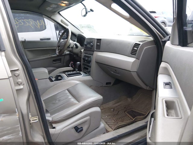 2005 JEEP GRAND CHEROKEE 1J4GR48K15C696367 Photo 4