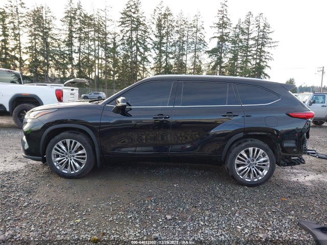Toyota Highlander Platinum 2023 5TDKDRBH4PS038908 Image 15