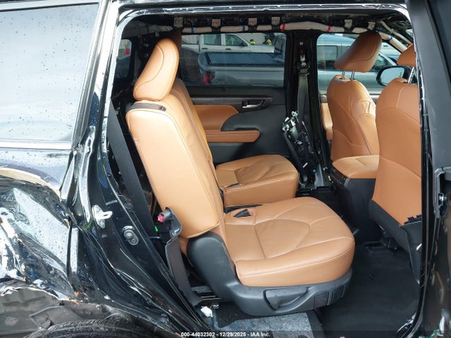 Toyota Highlander Platinum 2023 5TDKDRBH4PS038908 Image 19