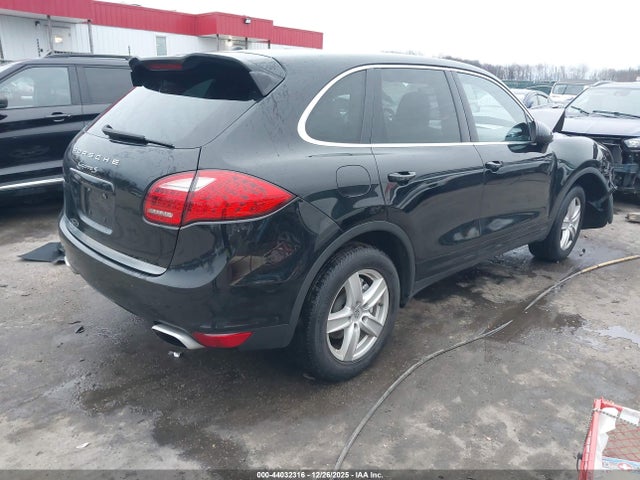 2014 PORSCHE CAYENNE WP1AB2A27ELA56662 Photo 3