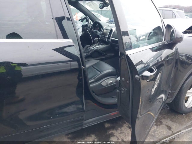 2014 PORSCHE CAYENNE WP1AB2A27ELA56662 Photo 4