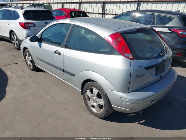 2003 FORD FOCUS 3FAFP31353R165732 Photo 2