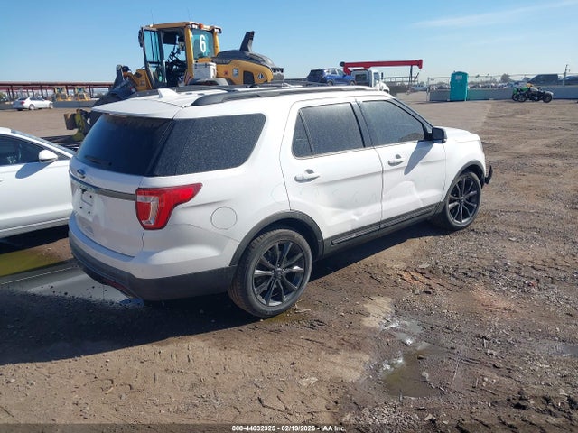 1FM5K7D81HGD35694 Ford EXPLORER XLT
