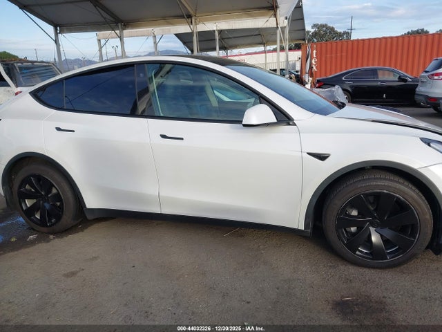 5YJYGDEE9MF232047 Tesla Model Y Long Range Dual Motor All-wheel Drive