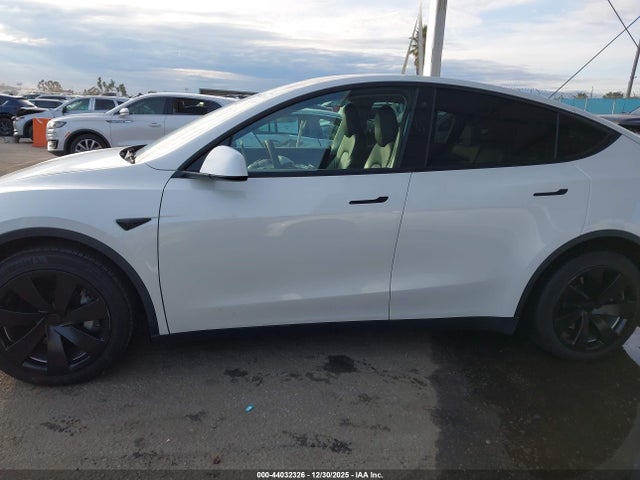 5YJYGDEE9MF232047 Tesla Model Y Long Range Dual Motor All-wheel Drive