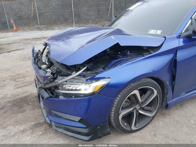 1HGCV1F38JA104304 Honda Accord Sport
