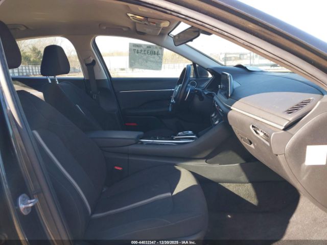 2023 HYUNDAI SONATA HYBRID KMHL34JJ0PA070892 Photo 4