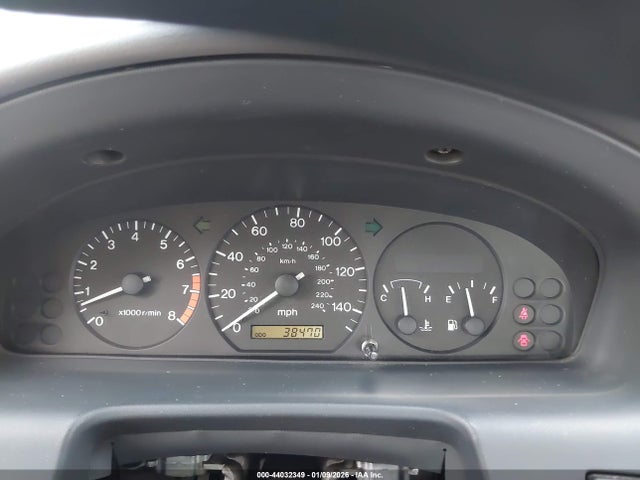 44032349 :رقم المزاد ، 1YVGF22C6X5854224 vin ، 1999 Mazda 626 Es/lx مزاد بيع