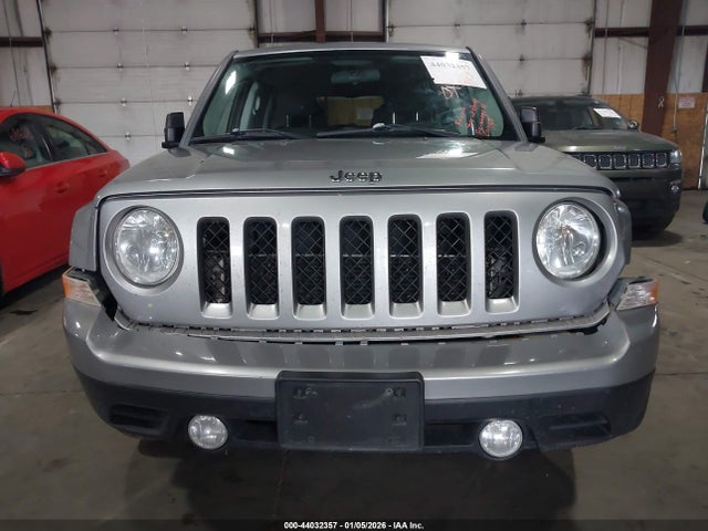 1C4NJRBB4FD214366 Jeep Patriot Sport