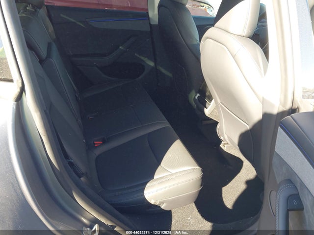2026 TESLA MODEL Y 7SAYGDED9TA449264 Photo 7