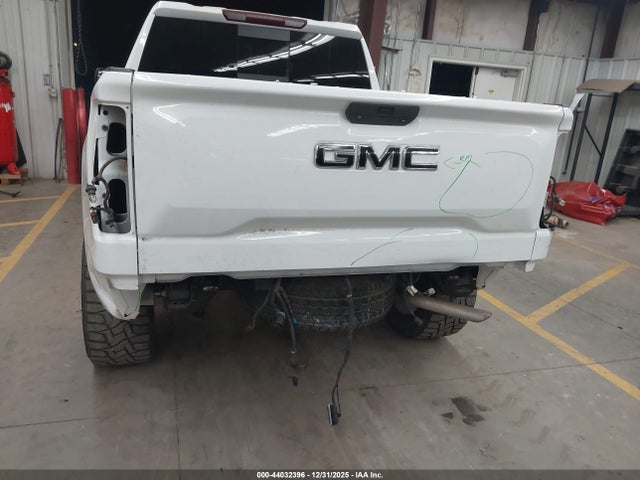 1GTP8BED8KZ411594 GMC Sierra 1500 Sle