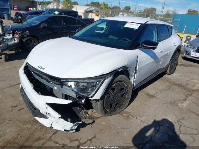 5XYC34JA7SG009181 KIA Ev6 Light Long Range