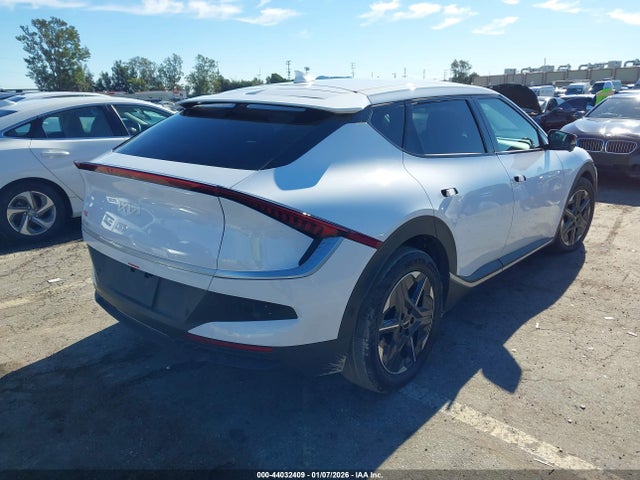 5XYC34JA7SG009181 KIA Ev6 Light Long Range
