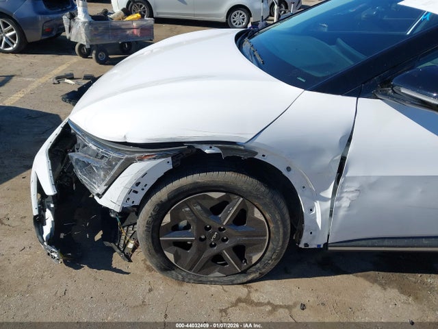 5XYC34JA7SG009181 KIA Ev6 Light Long Range