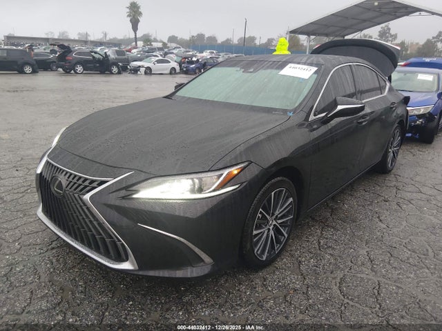 Lexus ES 300H 2024 58ADA1C16RU049612 Image 2