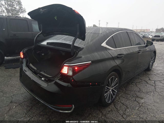 Lexus ES 300H 2024 58ADA1C16RU049612 Image 4
