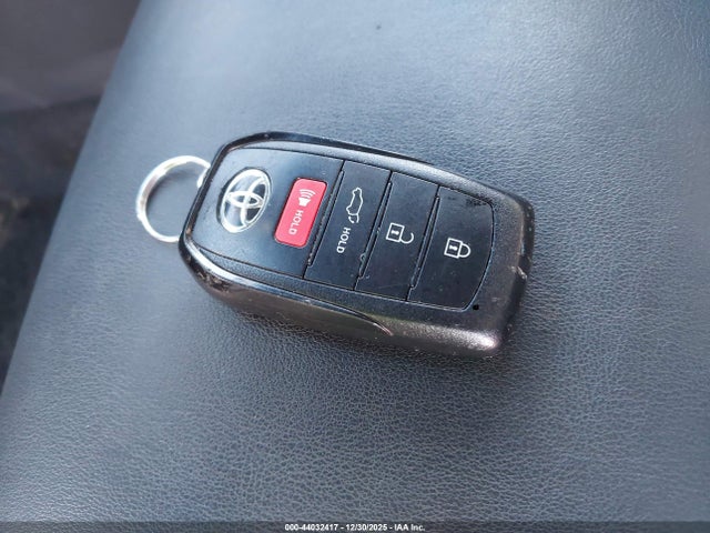 JTEAAAAH4PJ125174 Toyota Venza Xle