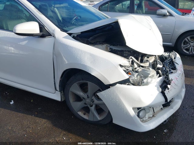 4T1BF1FK3EU450582 Toyota Camry Se Sport