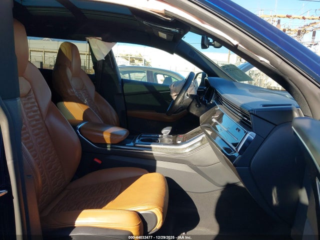 44032477 :رقم المزاد ، WU1ARBF1XMD019310 vin ، 2021 Audi Rs Q8 Tfsi Quattro Tiptronic مزاد بيع
