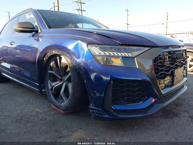 44032477 :رقم المزاد ، WU1ARBF1XMD019310 vin ، 2021 Audi Rs Q8 Tfsi Quattro Tiptronic مزاد بيع