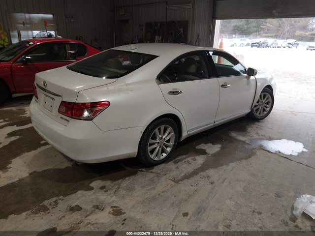 2010 LEXUS ES 350 JTHBK1EG9A2359625 Photo 3