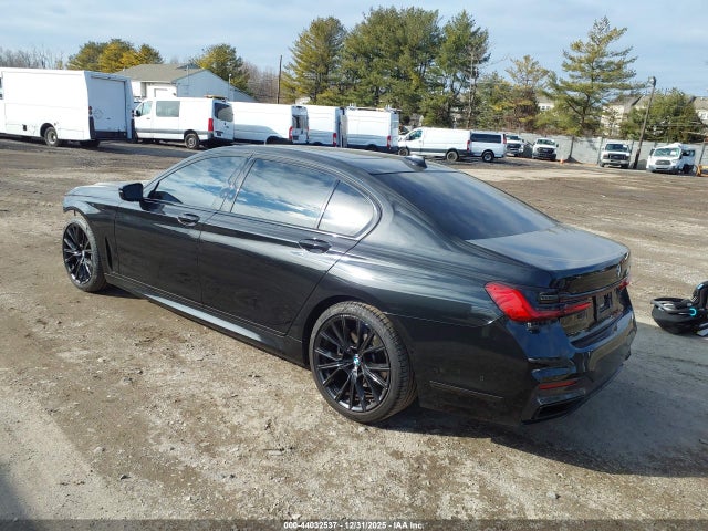 Продажа на аукционе авто 2022 Bmw 740 I, vin: WBA7T2C04NCK08799, номер лота: 44032537